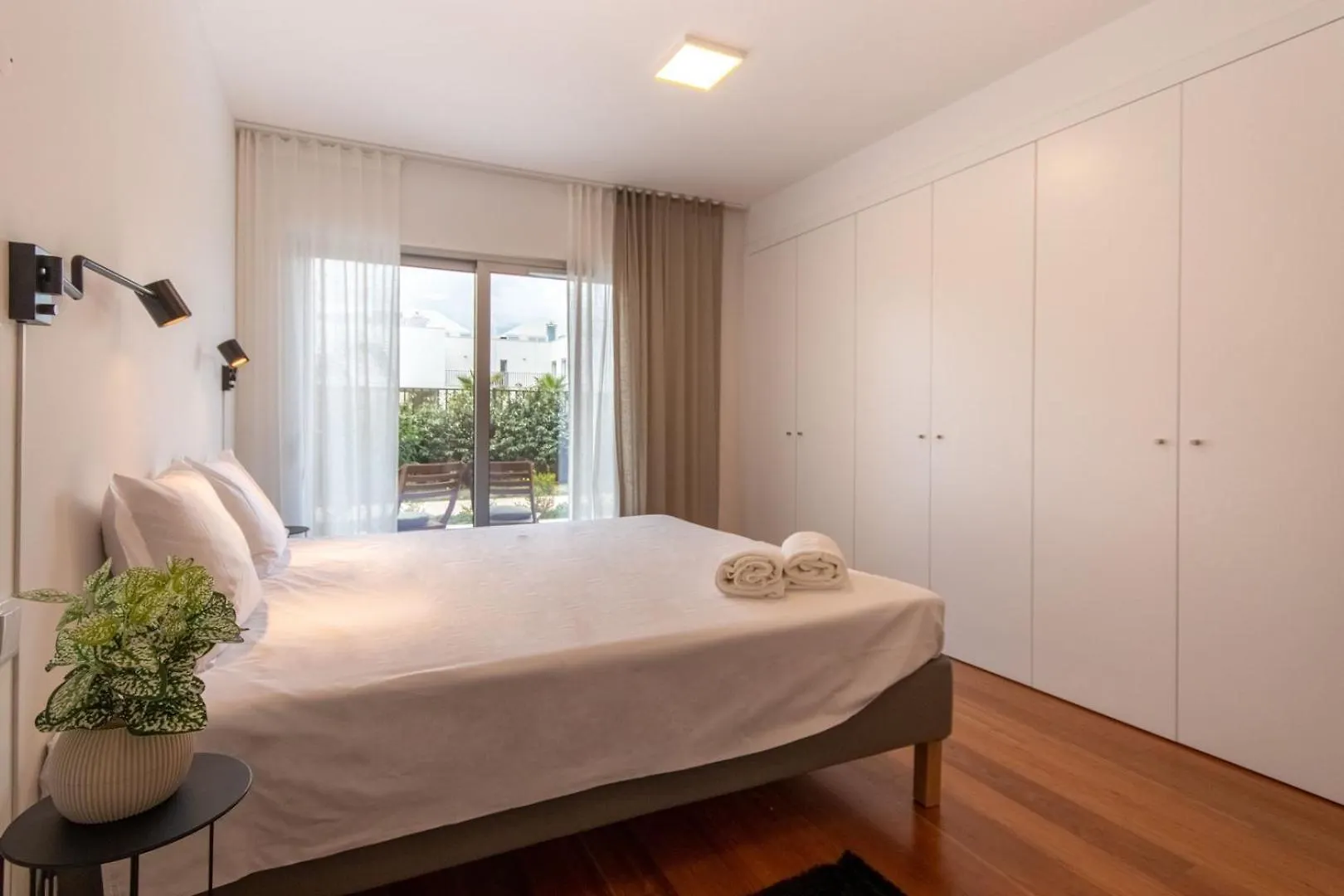 The Albufeira Concierge - Amazing Pool & Sunshine Apartment