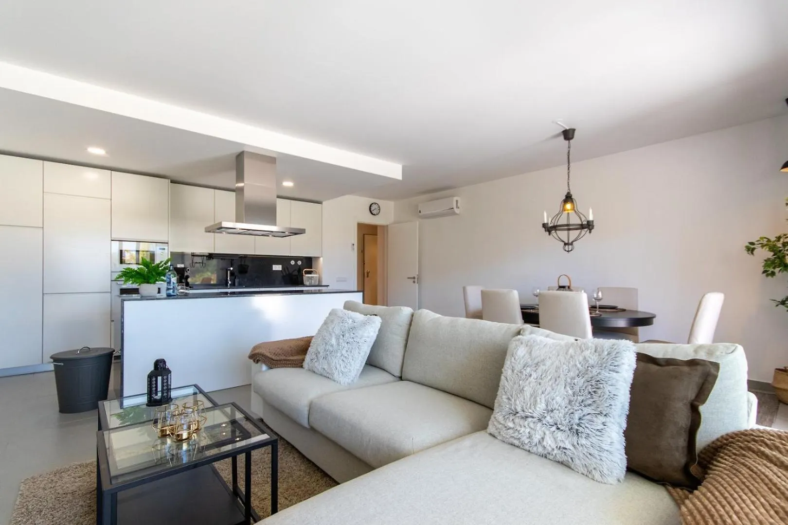 The Albufeira Concierge - Amazing Pool & Sunshine Apartment