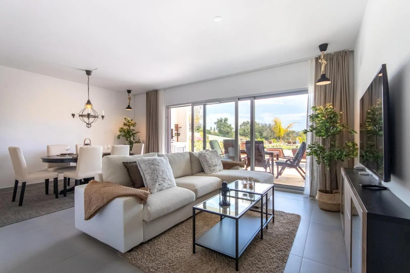 דירות The Albufeira Concierge - Amazing Pool & Sunshine 0*,  פורטוגל