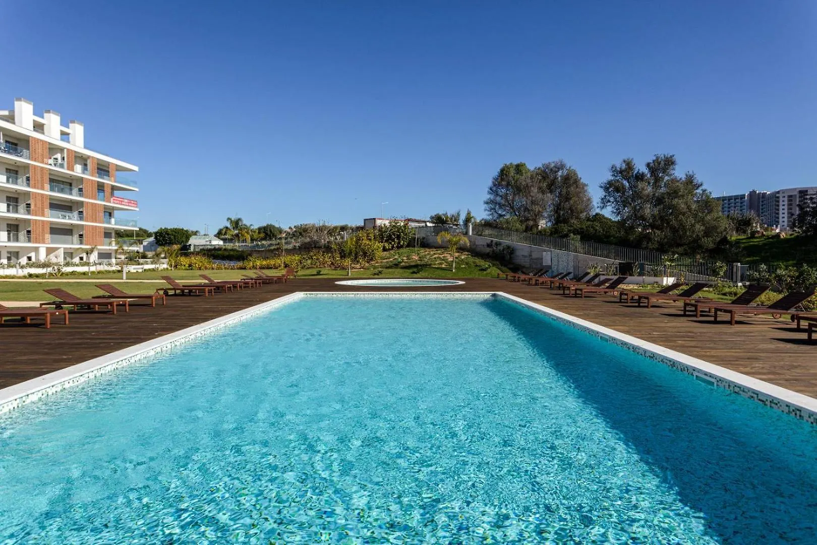 דירות The Albufeira Concierge - Amazing Pool & Sunshine 0*,  פורטוגל